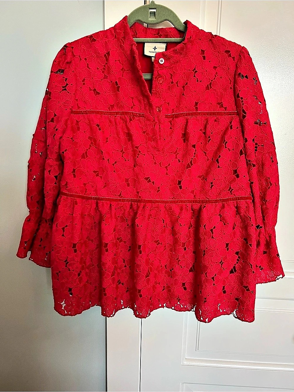 Tuckernuck Guipure Lace Faye Blouse Red Floral Mini Dress Size Large
